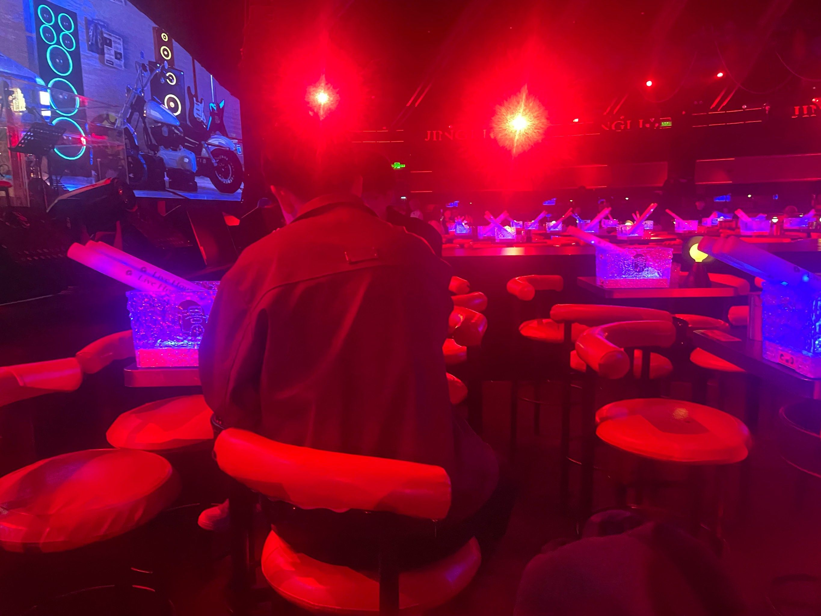 威海商务ktv专属低端场厅-环翠区ktv预订